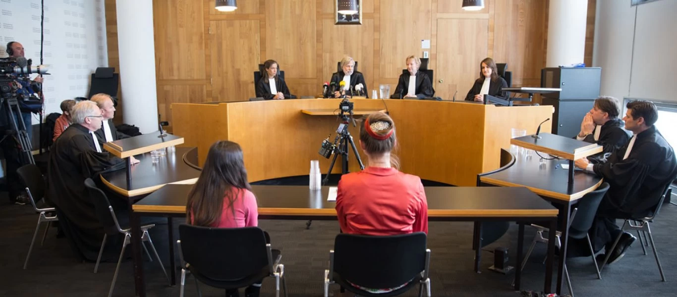 Ολλανδία: Ενέκριναν την απαγόρευση κυκλοφορίας το βράδυ παρά την αντίθετη απόφαση του Δικαστηρίου